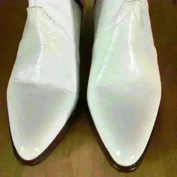 Free People New Frontier Western Cowgirl White Pointed Toe Distressed Boots 39.5 - Picture 5 of 13